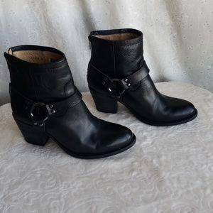 FRYE BLACK BOOTIES, SIZE 8 !!!!!
